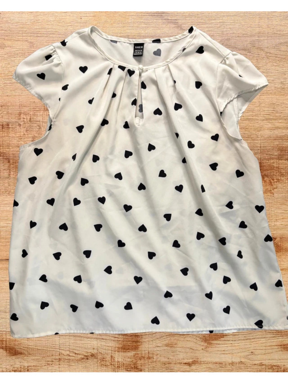 SHEIN White Black Heart Print Blouse Women’s XL Short Sleeve Keyhole Top